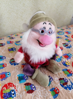 Plyšák Trpaslík 01 - rozměr 20 cm